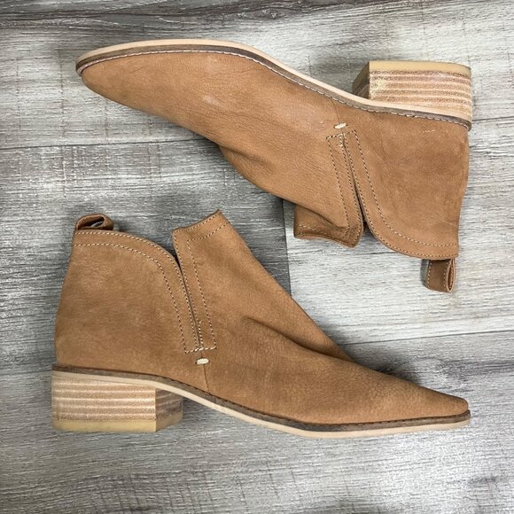 Dolce Vita Tessey Stacked Low Heel Suede Ankle Boots Brown Women’s Size 9.5 - Picture 1 of 8